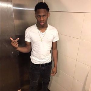 Meet your Posher, Dante